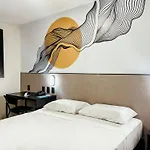 Wa Hotel