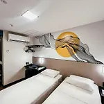 Wa Hotel 3*